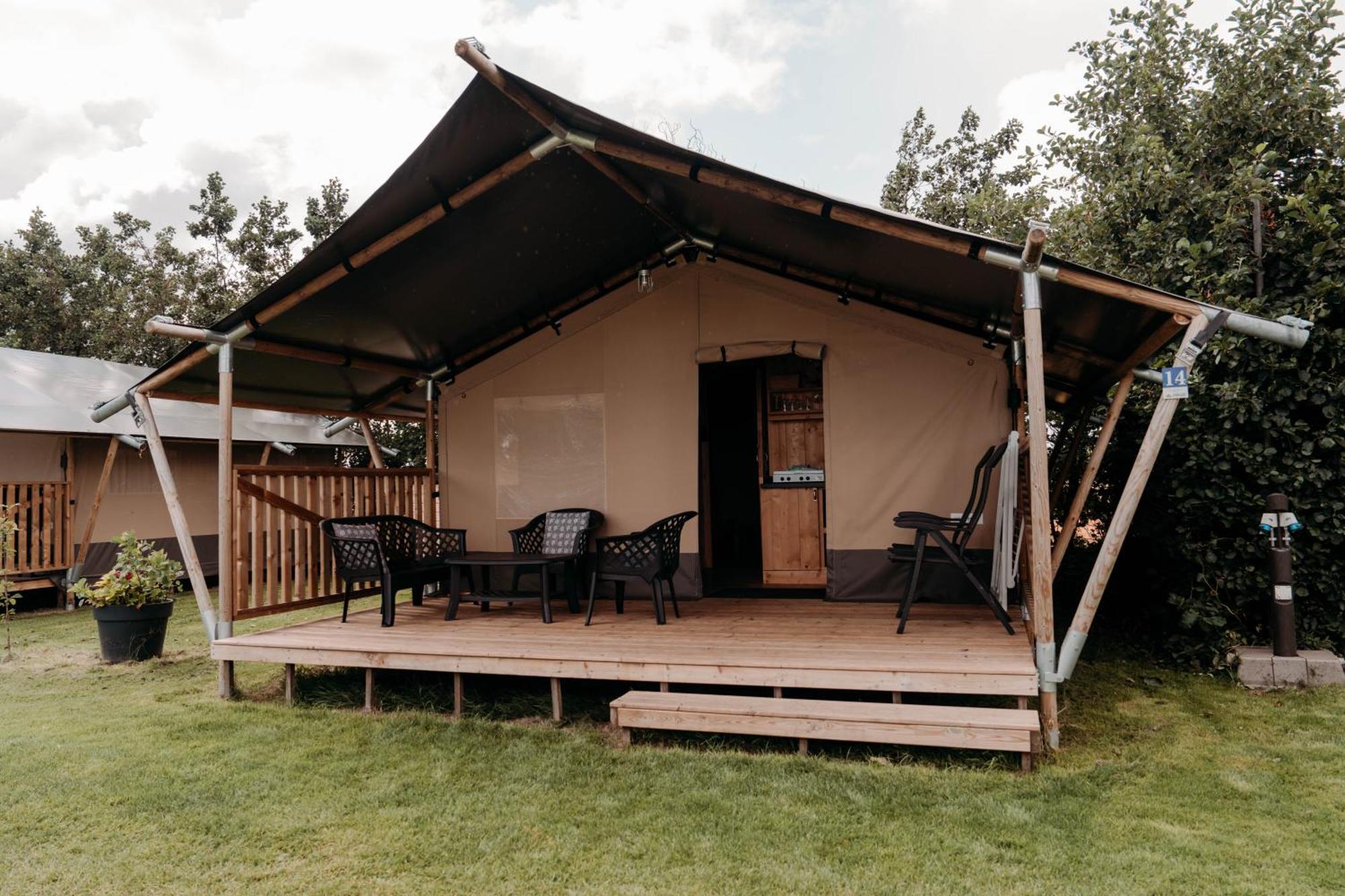 Camping De Tulpenweide Breezand Room photo